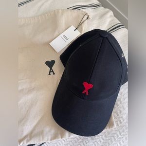 AMI Paris ADC cap
